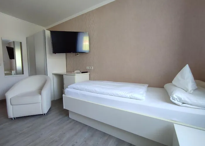 Stockhausen Gbr Hotel